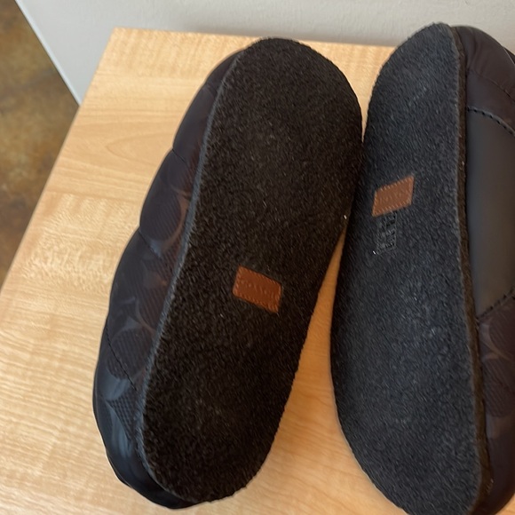 Coach Rachelle Monogram Quilted Nylon Slippers w/Drawstring Toggle- 2 Colors New - Picture 10 of 14